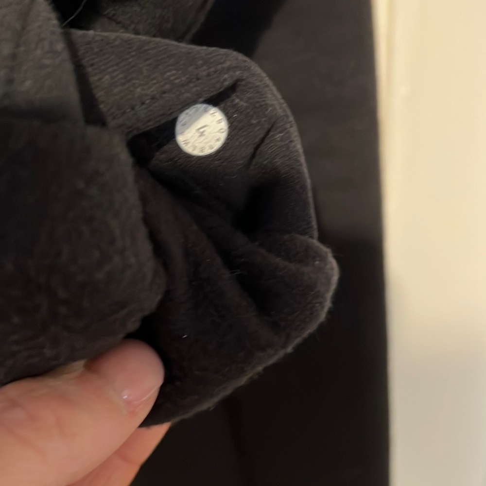 Lululemon Scuba Jacket - Picture 3 of 4